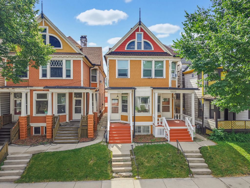 1920 N Oakland Ave 1922, Milwaukee