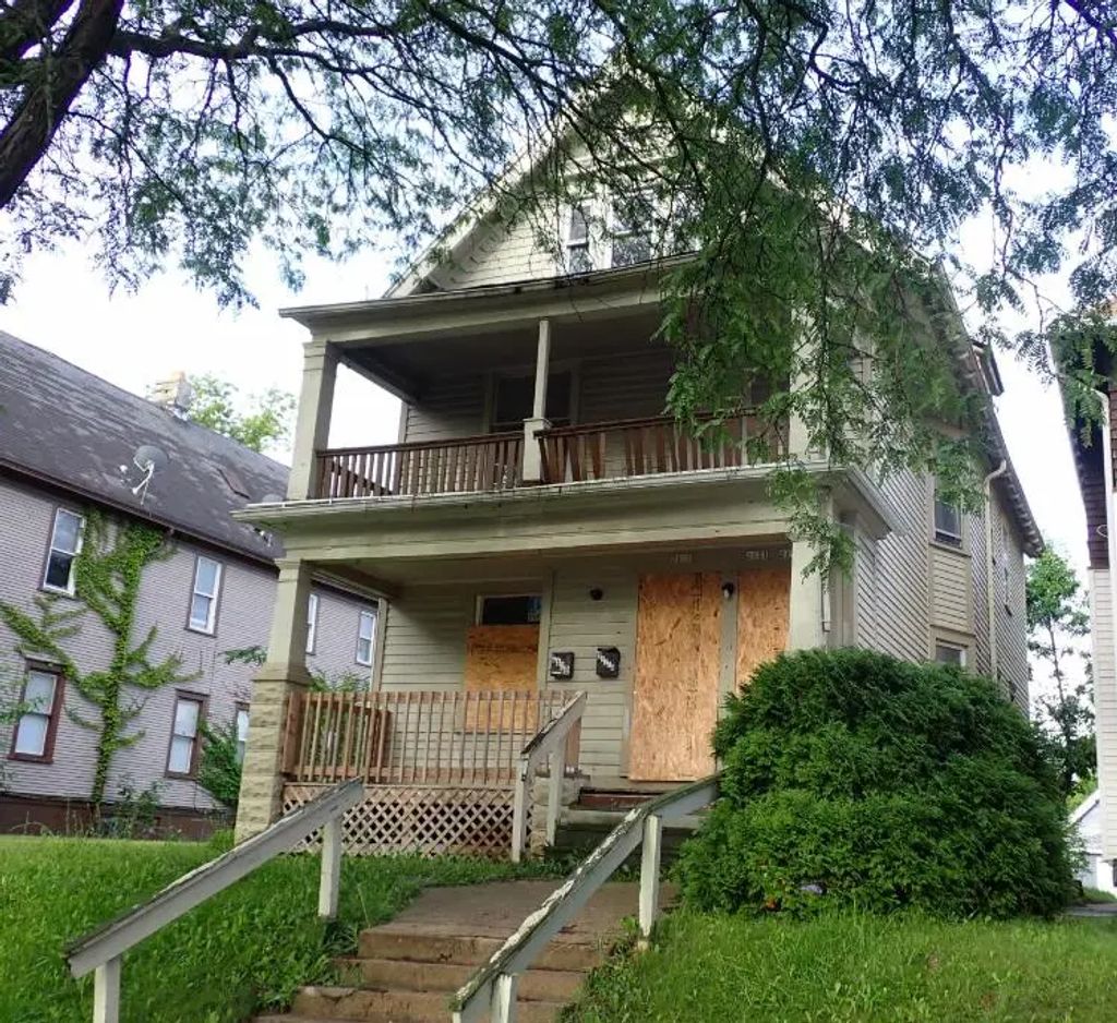 2119 N 40th St 2121, Milwaukee