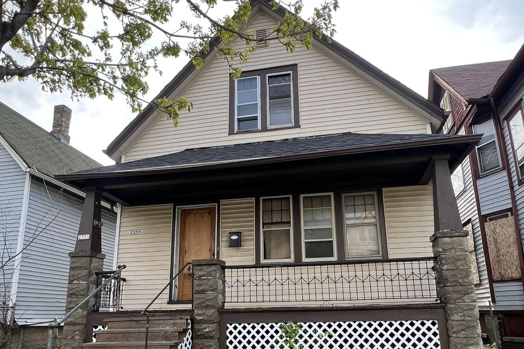 2355 N 20th St 2355a, Milwaukee