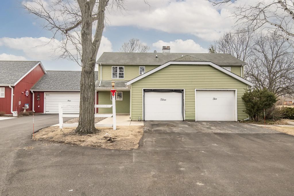 3 Linden Cir, Jefferson