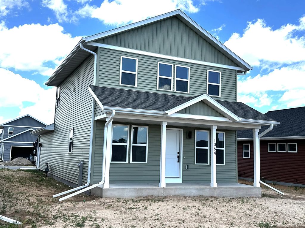1064 Happy Ln, Sheboygan Falls