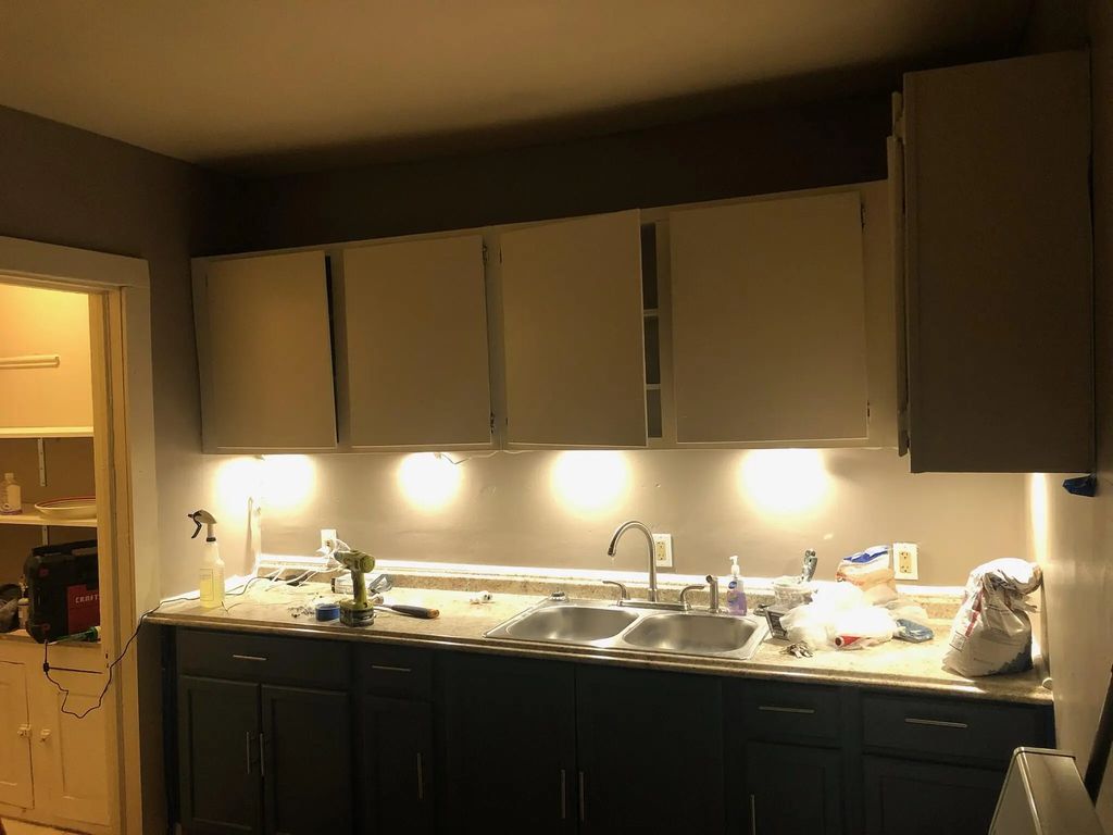 3525 W Center St 3531, Milwaukee