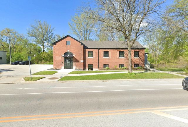 4121 N Wilson Dr, Shorewood