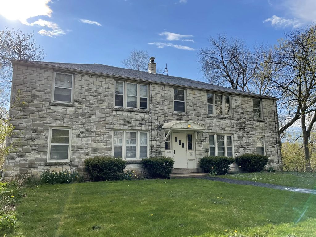 2027 N Cambridge Ave, Milwaukee