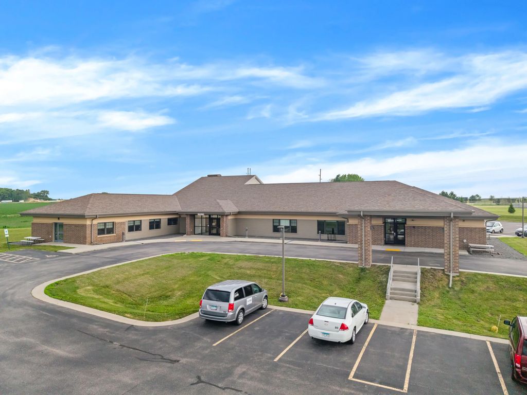 1004 Loeffler Ave, Caledonia
