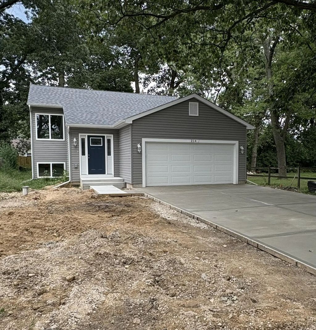 28609 108th St, Salem Lakes