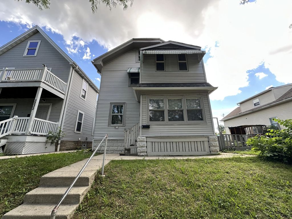 3228 N 26th St 3228a, Milwaukee
