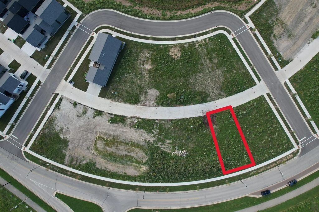 9463 E Lake Vista Pkwy 4003, Oak Creek