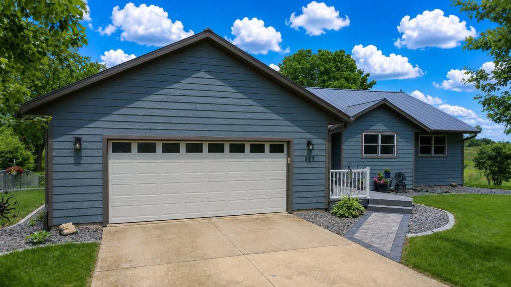 203 Willow St, Viroqua