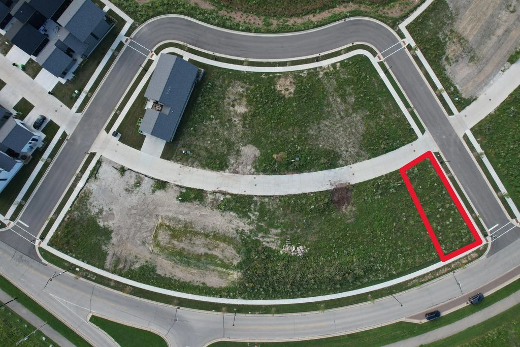9449 E Lake Vista Pkwy 4001, Oak Creek