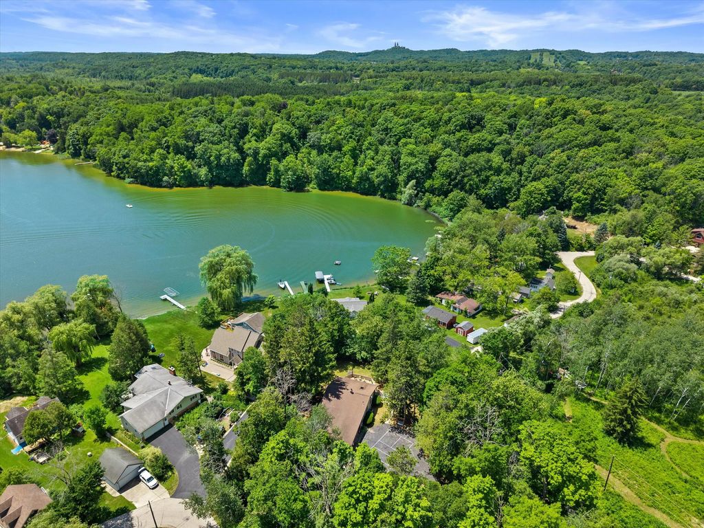 4786 Riverview Dr, Richfield