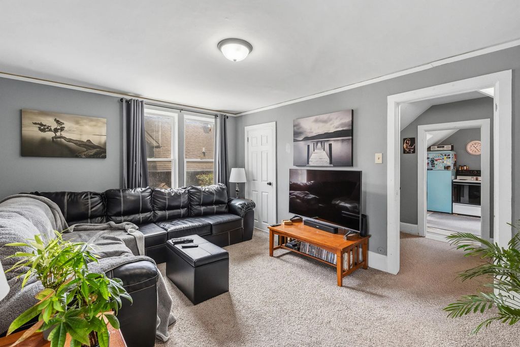 514 N 14th St 516, Sheboygan