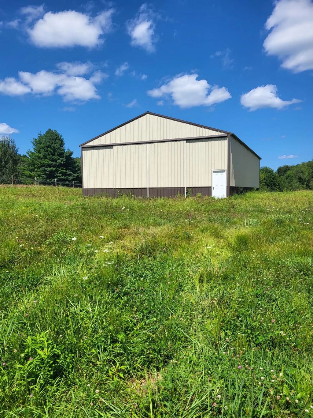 N9044 Pilar Rd, Farmington