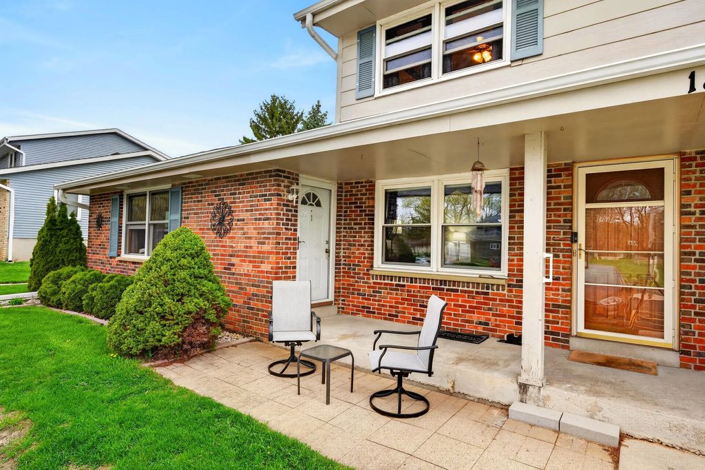 1816 Miller St 2, West Bend