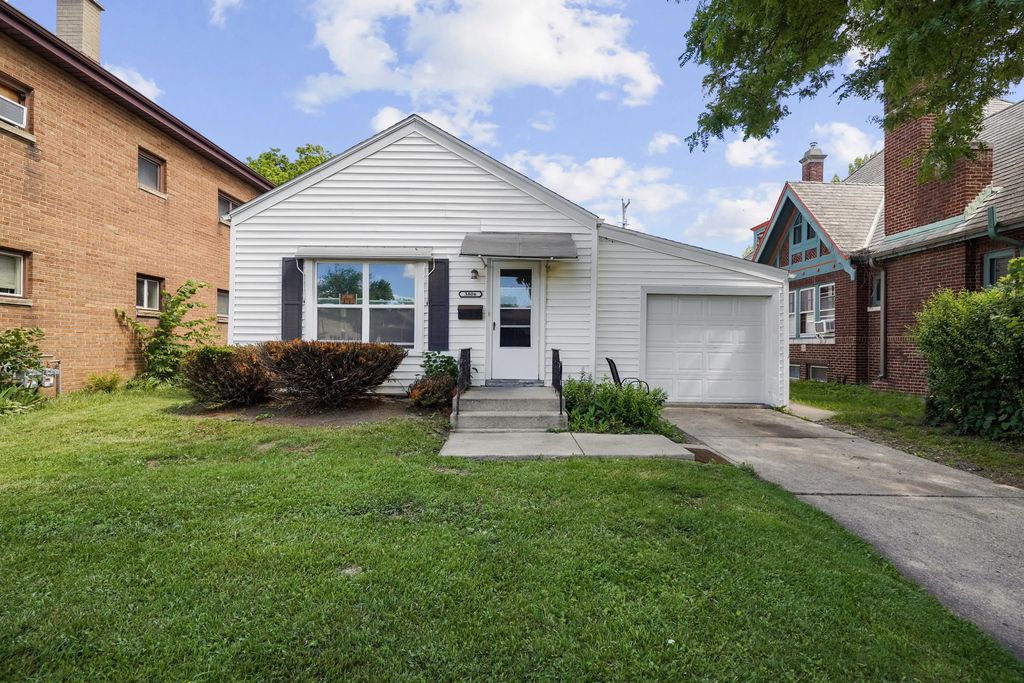 3806 Washington Ave, Racine