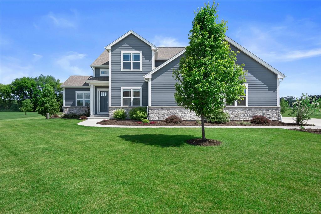 S86w34804 Knoll Rd, Eagle