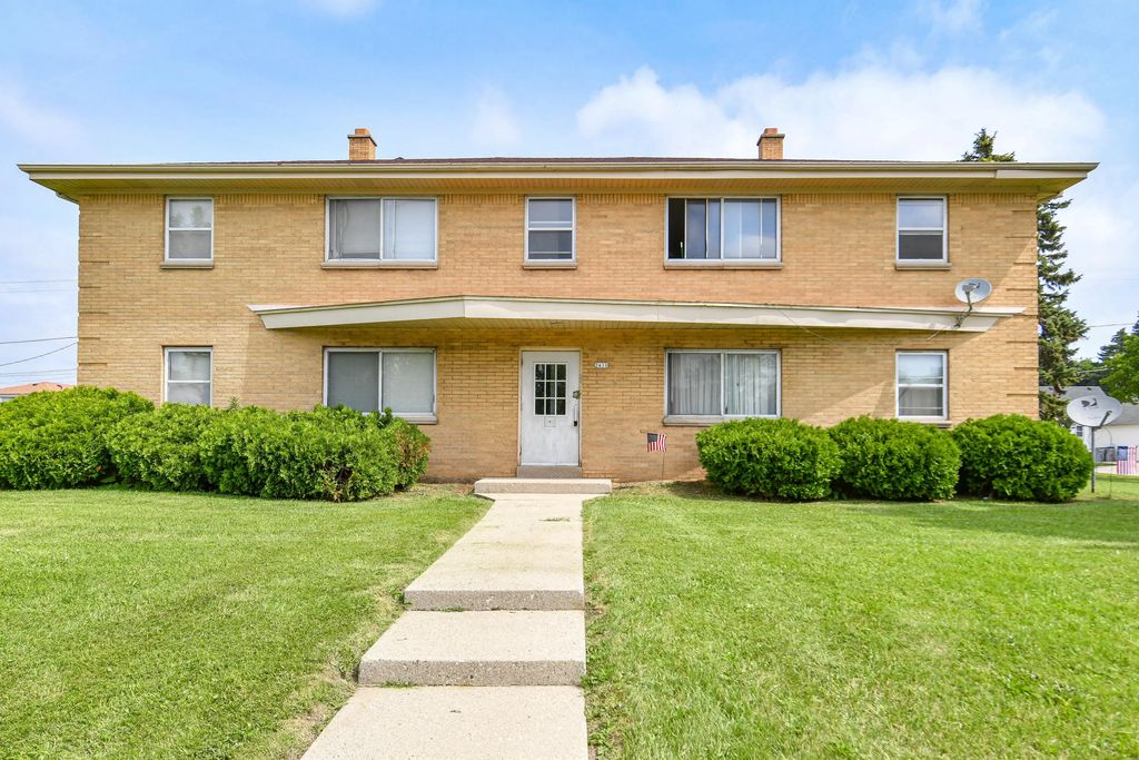 2410 W Howard Ave, Milwaukee