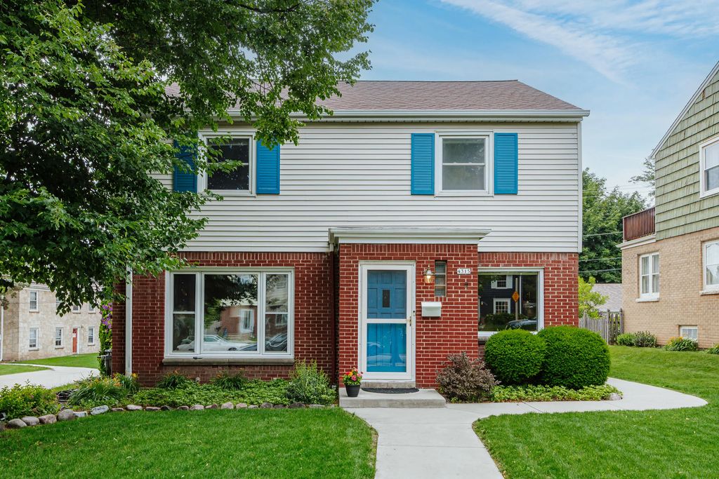 4315 N Alpine Ave, Shorewood