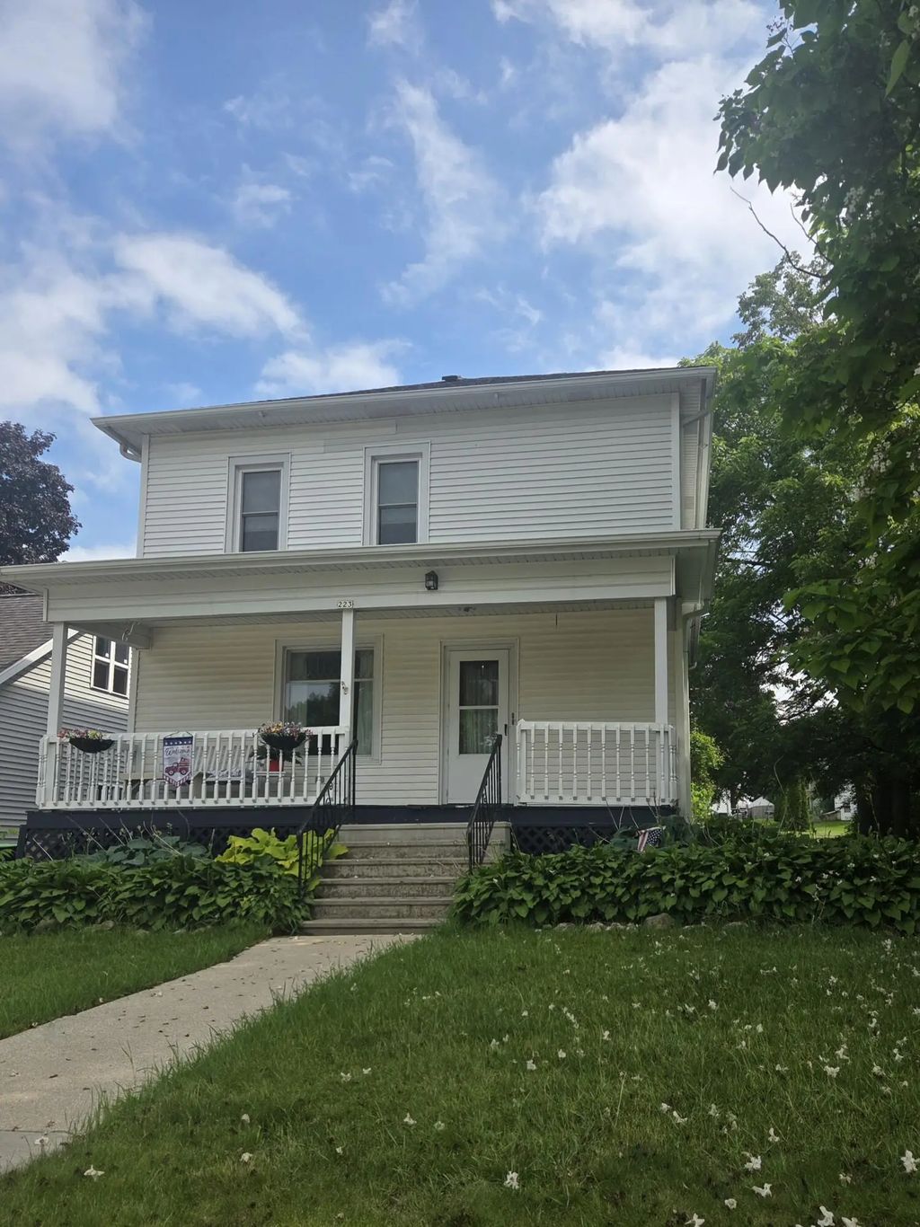 223 E Main St, Campbellsport