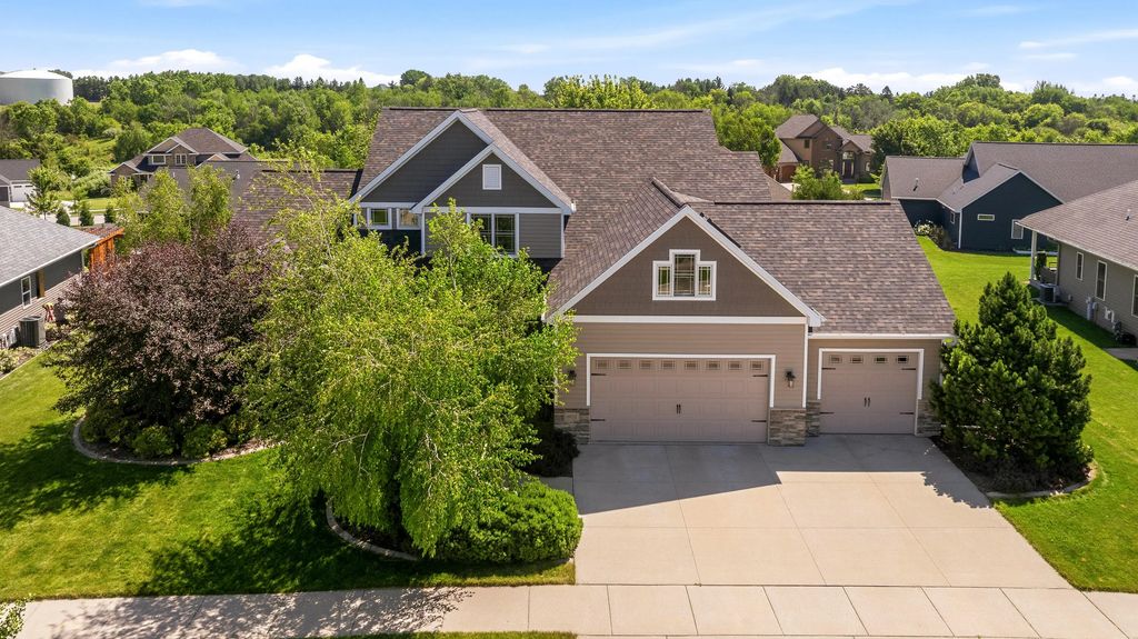 6622 N Kurey Dr, Appleton