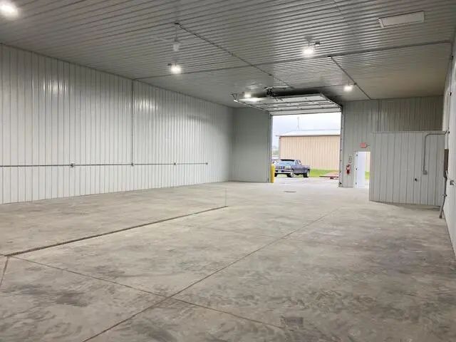 1050 Hoeschler Dr 3,4,5,6,7,8, Sparta