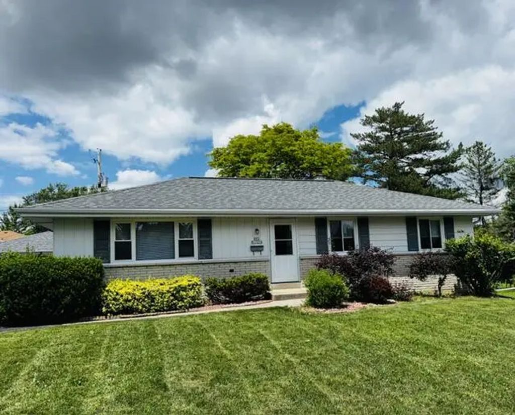 N92w17274 Forest Dr, Menomonee Falls