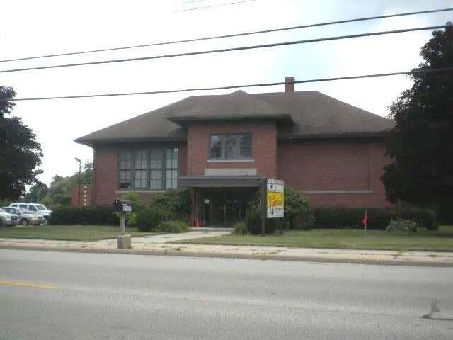 10127 Northwestern Ave 2, Caledonia
