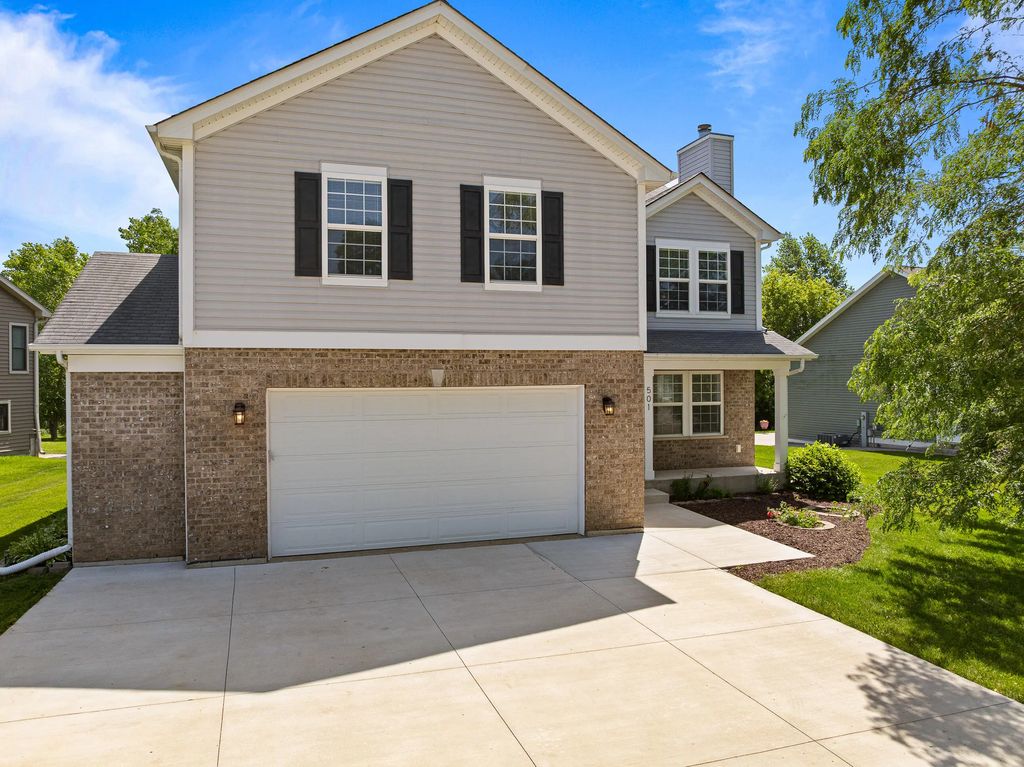 501 Manning Way, Lake Geneva