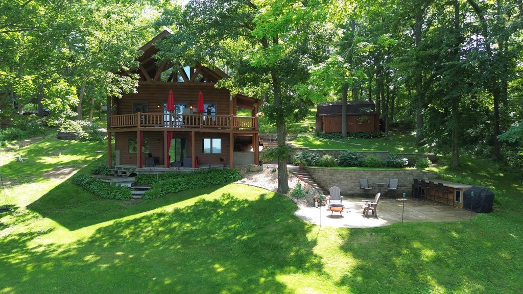 20643 Deer Island View Rd, Seneca