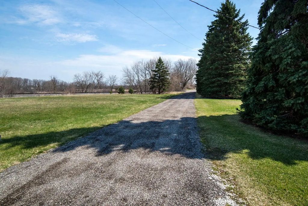Lt3 Duplainville Rd, Pewaukee