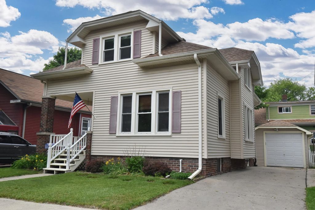 1707 Carlisle Ave, Racine