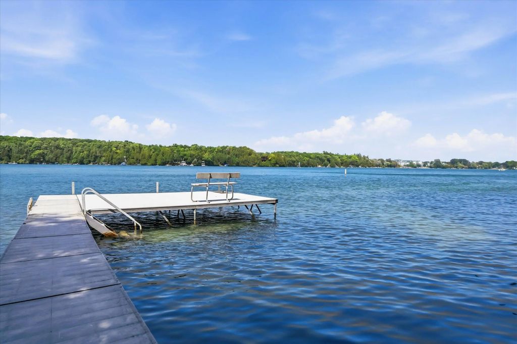N7859 Lakeside Park Rd, Rhine