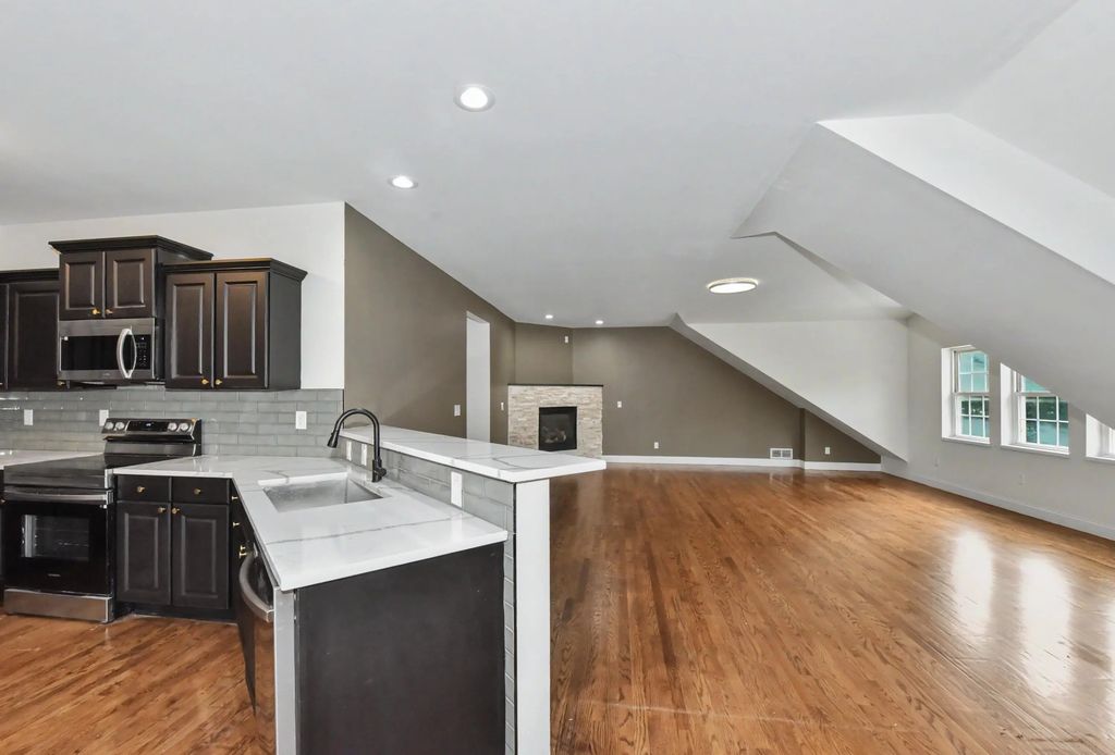 502a W Garfield Ave, Milwaukee