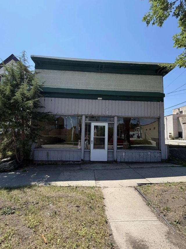 3625 E Squire Ave, Cudahy