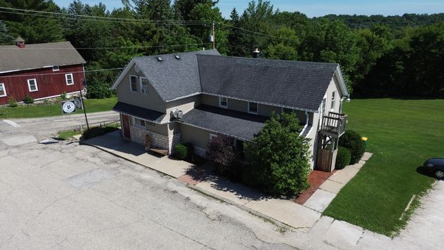 N112w21209 Mequon Rd, Germantown