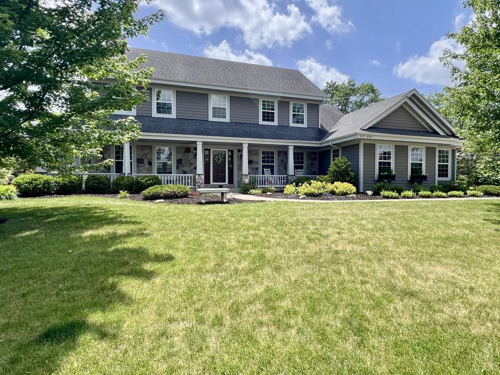 W151n7299 Paseo Ln, Menomonee Falls
