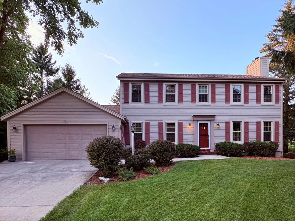 12400 N River Rd, Mequon
