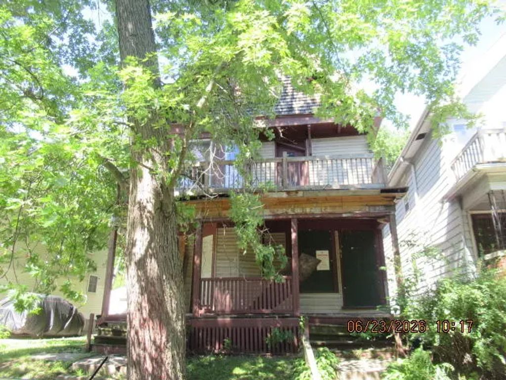 2365 N 6th St 2367, Milwaukee