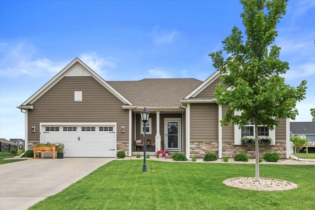 35174 Winnebago Ct, Summit