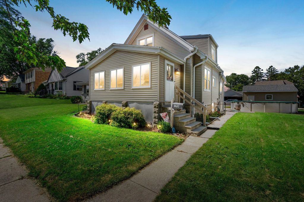 1724 Madison Ave, South Milwaukee