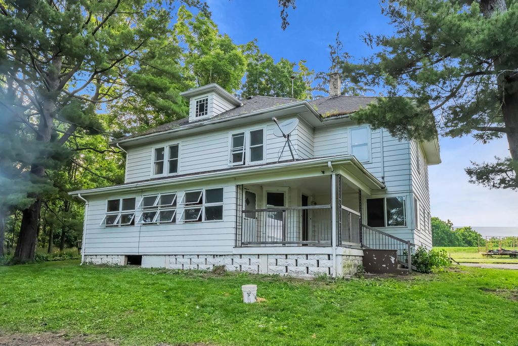 W2970 Springfield Rd, Geneva