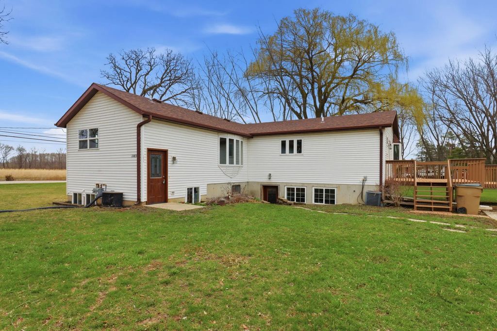 10415 22nd Ave, Pleasant Prairie