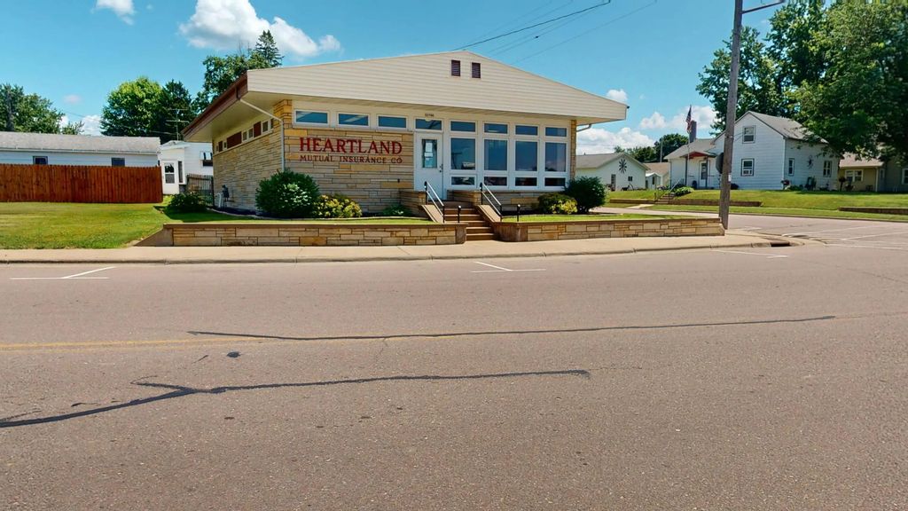 22766 S Main St, Ettrick
