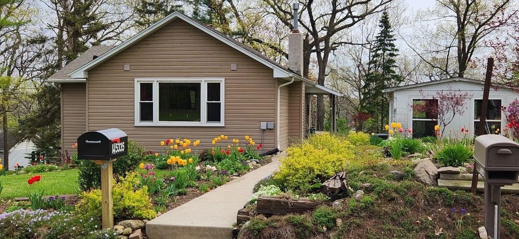 W5335 Wisconsin Dr, Sugar Creek