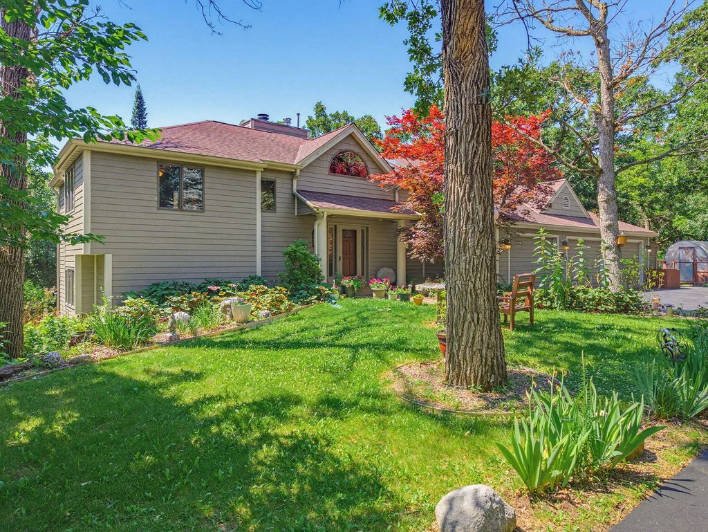 S1w31450 Hickory Hollow Ct, Delafield