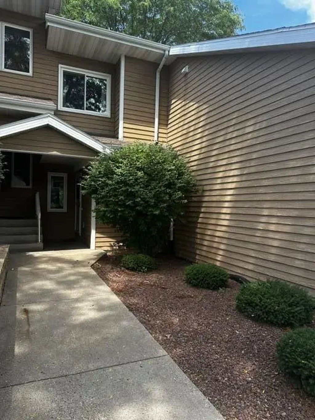 109 Creek Edge Ct, Waunakee