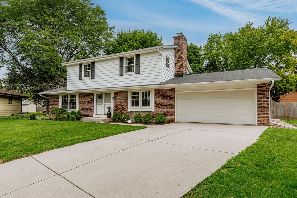 128 Audubon Ct, Grafton