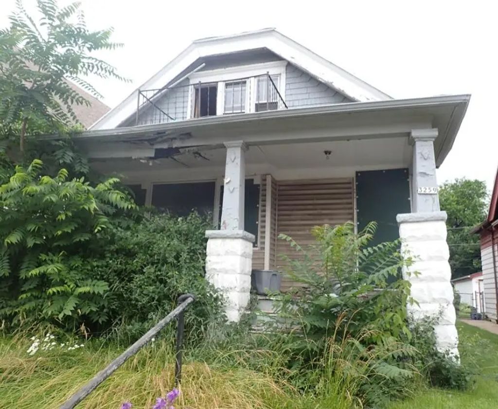 3259 N 27th St, Milwaukee