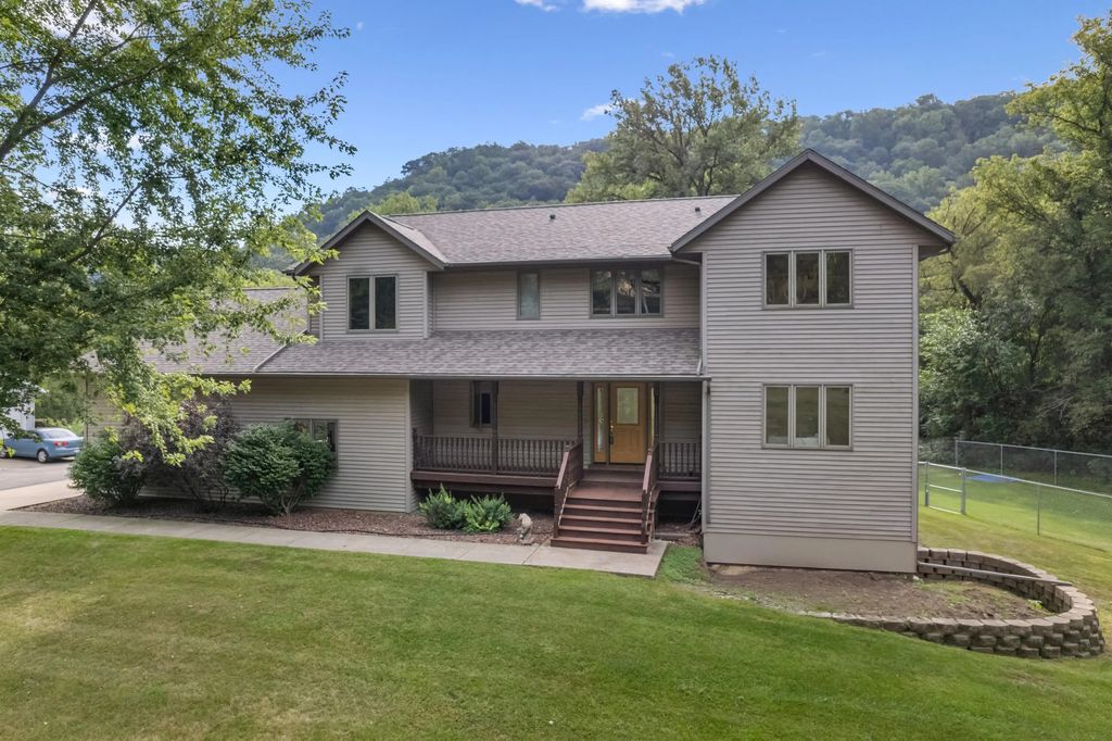 26238 County Rd 17 -, Winona