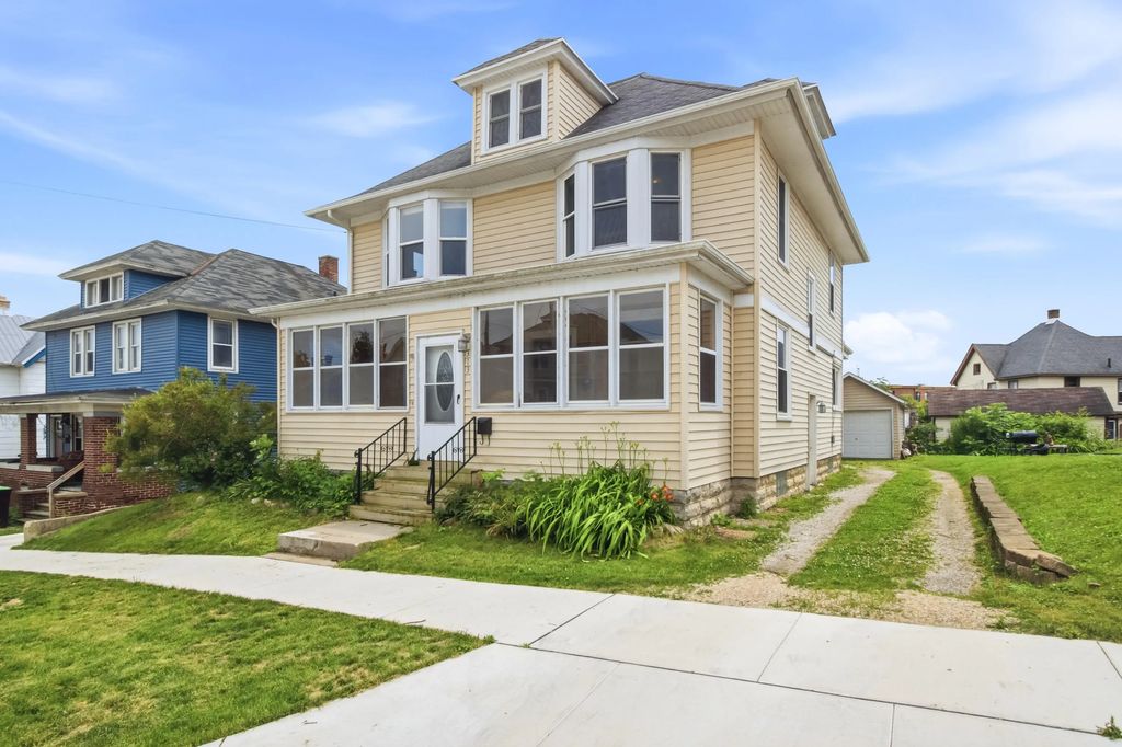 313 Front St, Beaver Dam